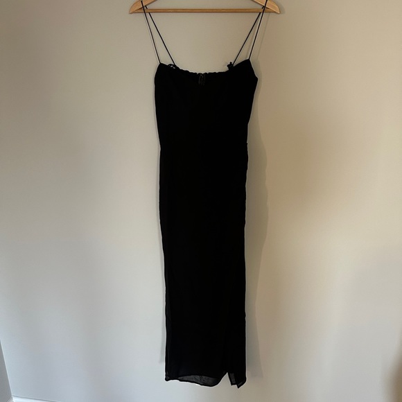 NEW Reformation Kourtney Dress in Black - size 6 - Picture 6 of 11